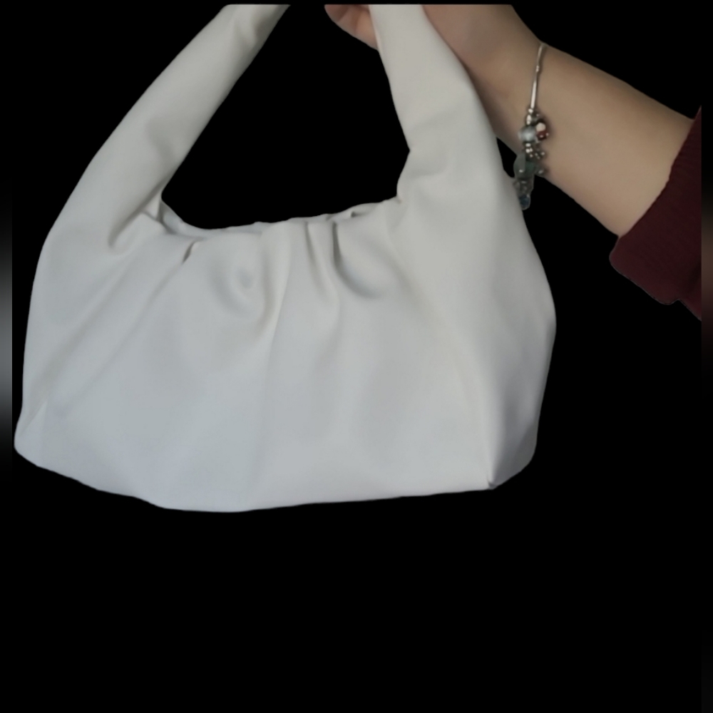 White Ruffled Bag - Picture 3 of 10